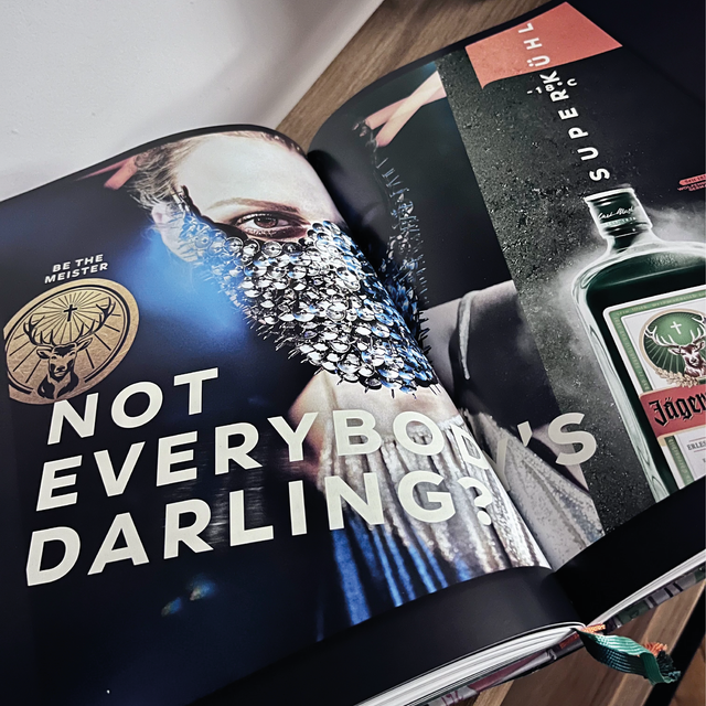 The Jägermeister Book + JM 700 ml